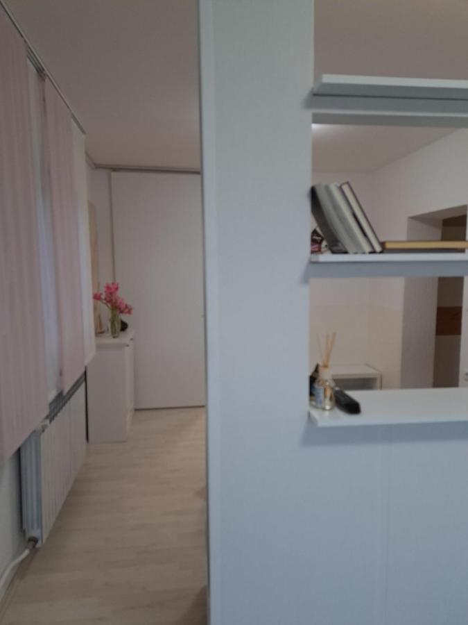 Apartmani Habibi Jalzabet Eksteriør bilde