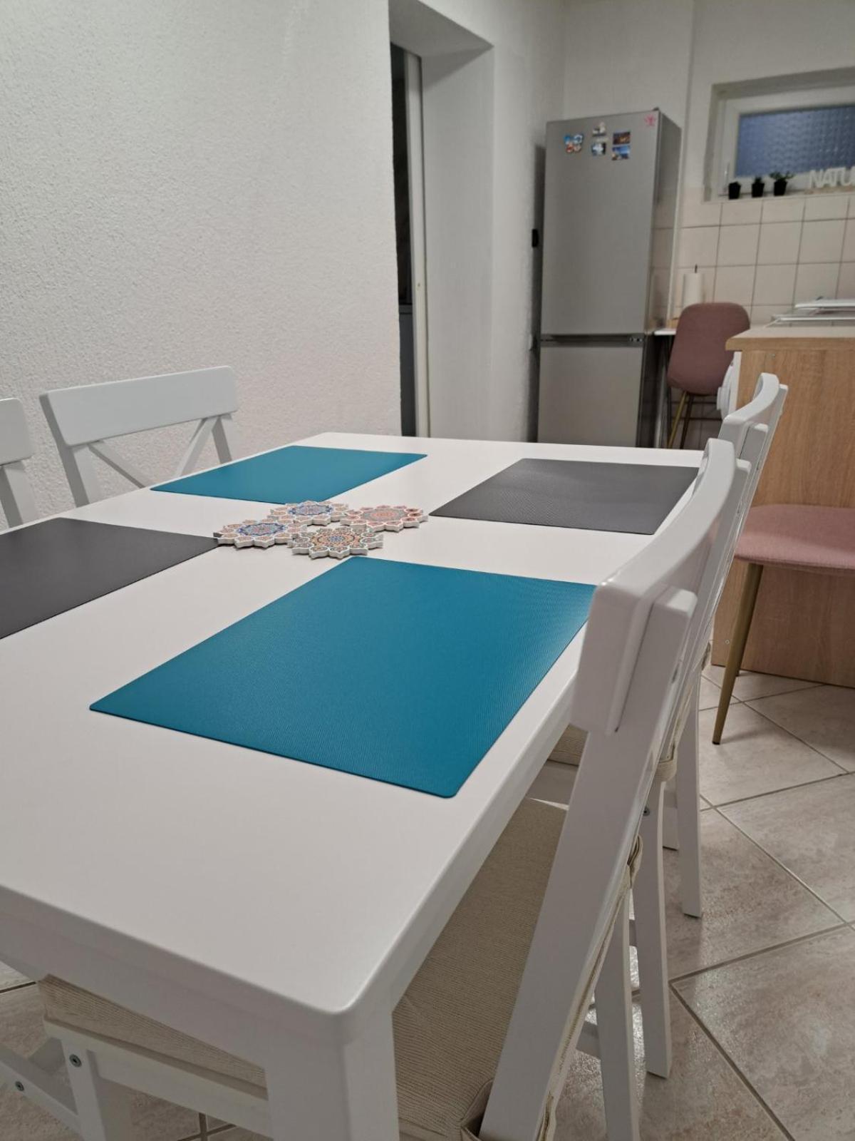 Apartmani Habibi Jalzabet Eksteriør bilde